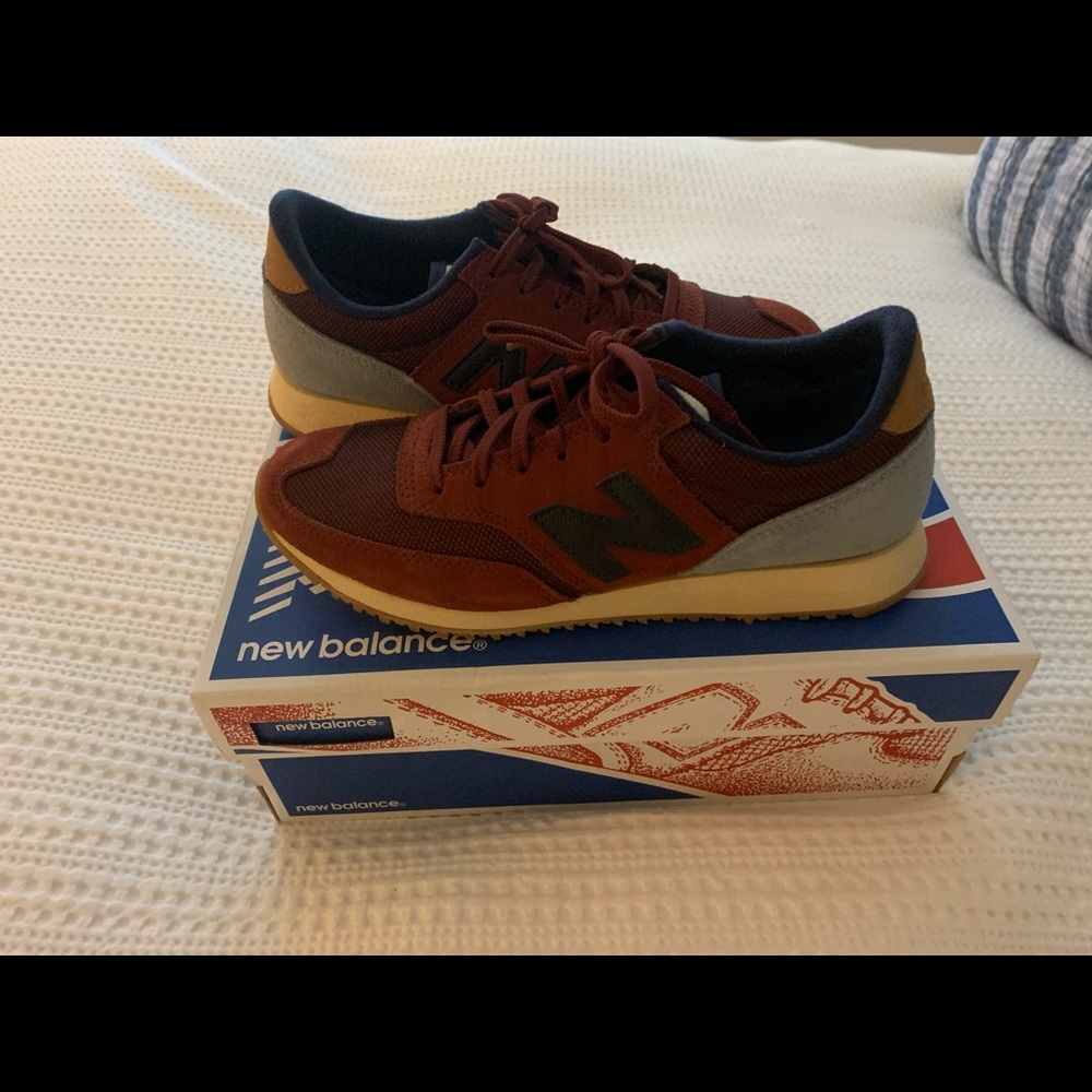 Women’s New Balance classic shoe